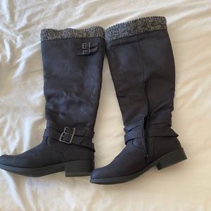 Just Fab size 10 black pirate boot